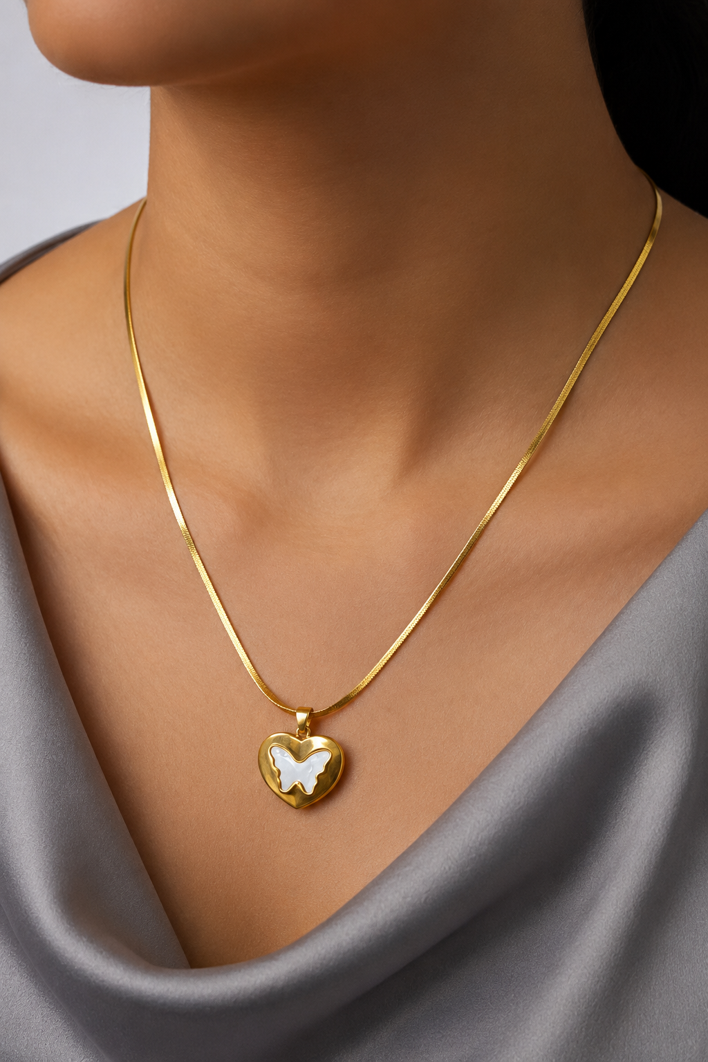 Pearl Butterfly Heart - Anti Tarnish