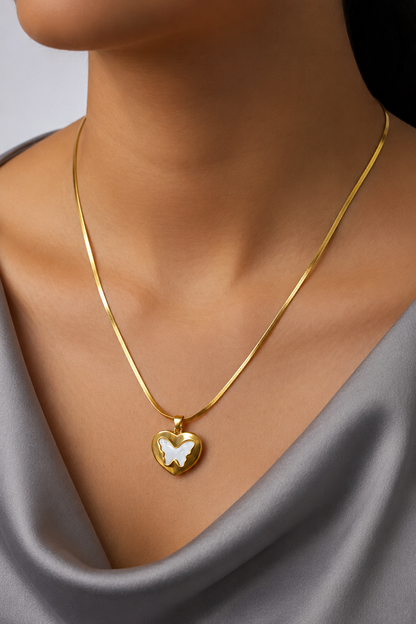 Pearl Butterfly Heart - Anti Tarnish
