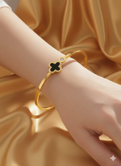 At Bracelet