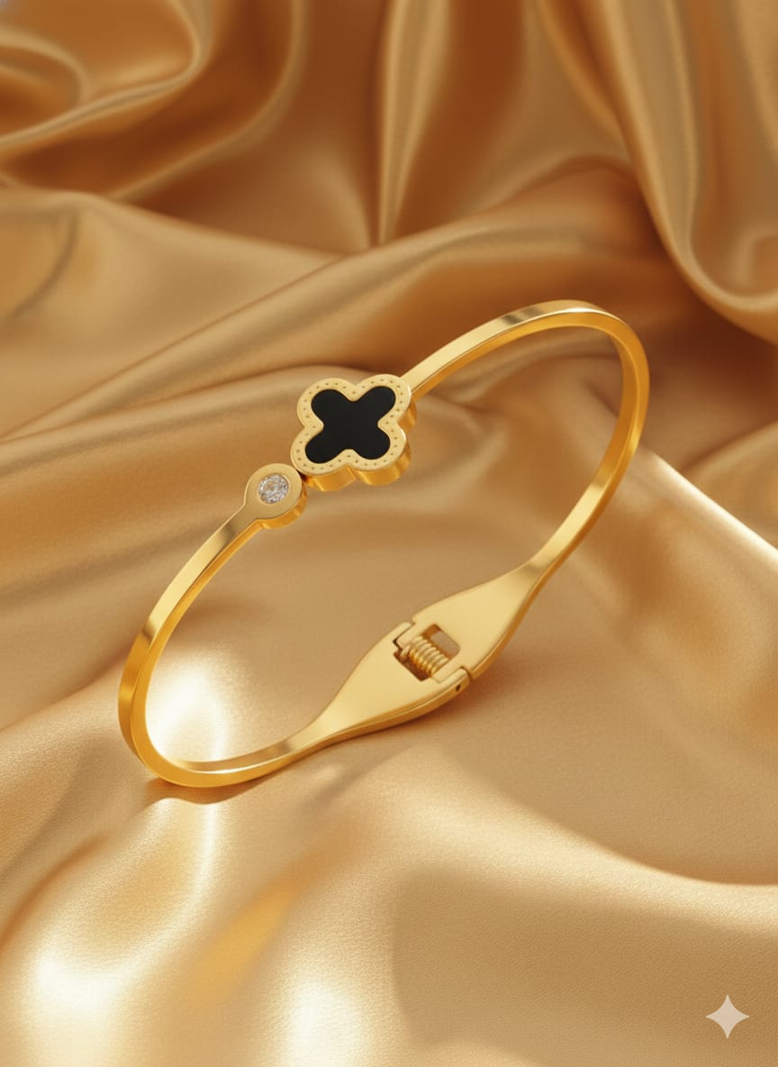 At Bracelet