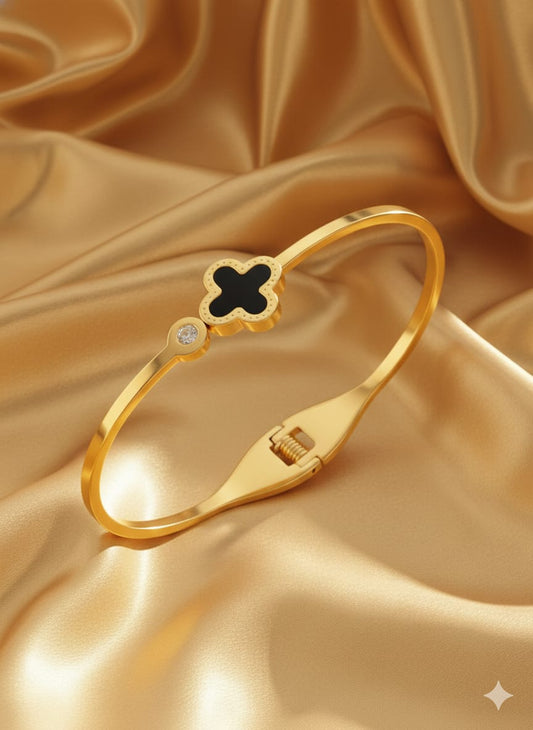 At Bracelet