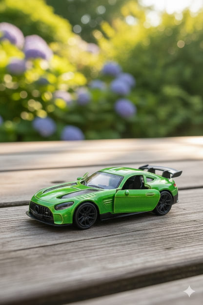 Die Cast Metal Car With Pull Back - Green
