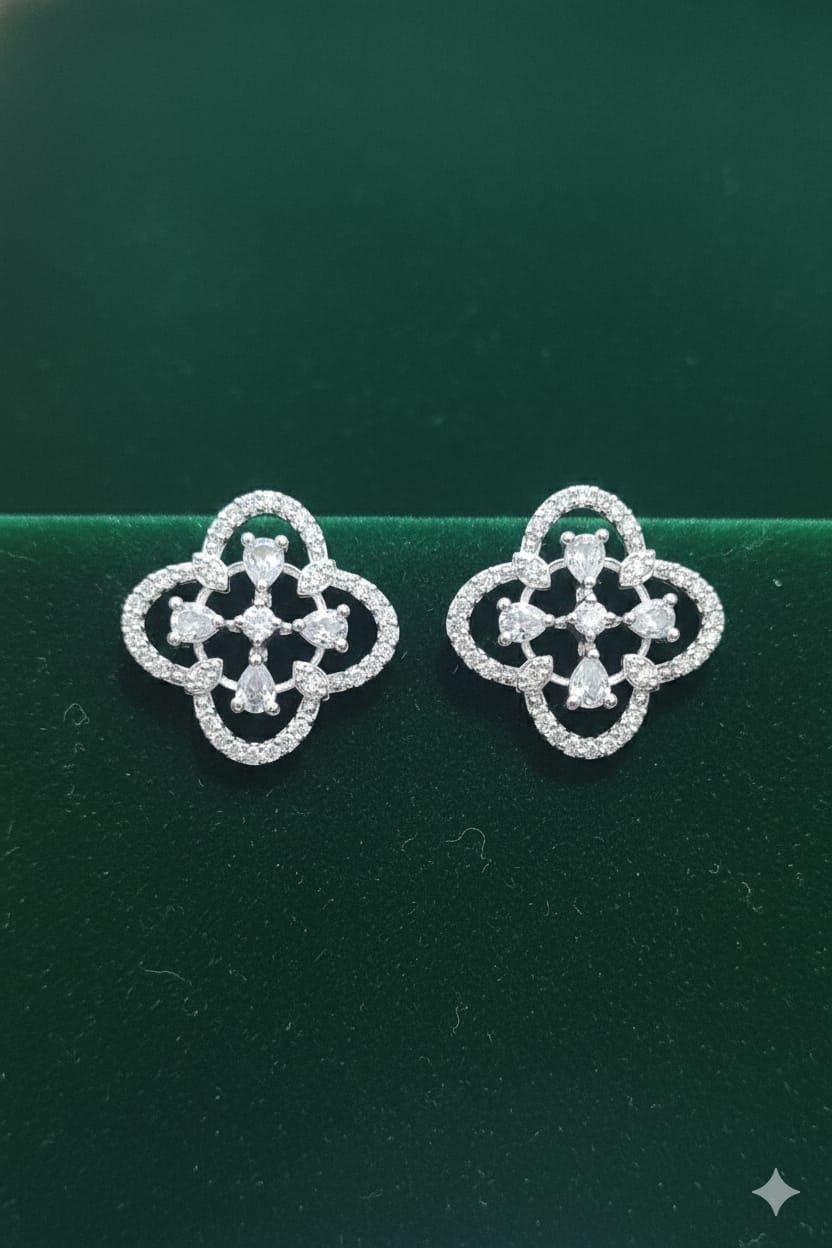 Silver Clover Lattice - American Diamond