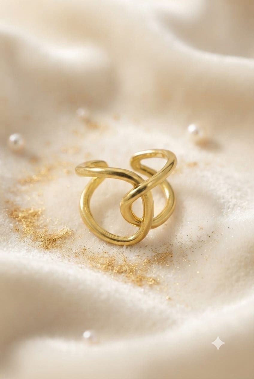 Elegant Infinity Knot Gold Ring - Anti Tarnish